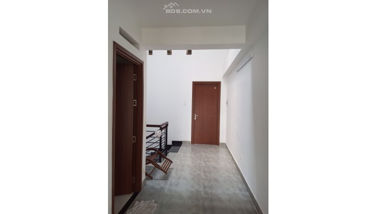 Giảm mạnh chỉ còn 14 tỷ.Nhà MT kinh doanh,110m2 ,4 tầng,Đường 16m,Gần UBND Thủ Đức,Quận 2